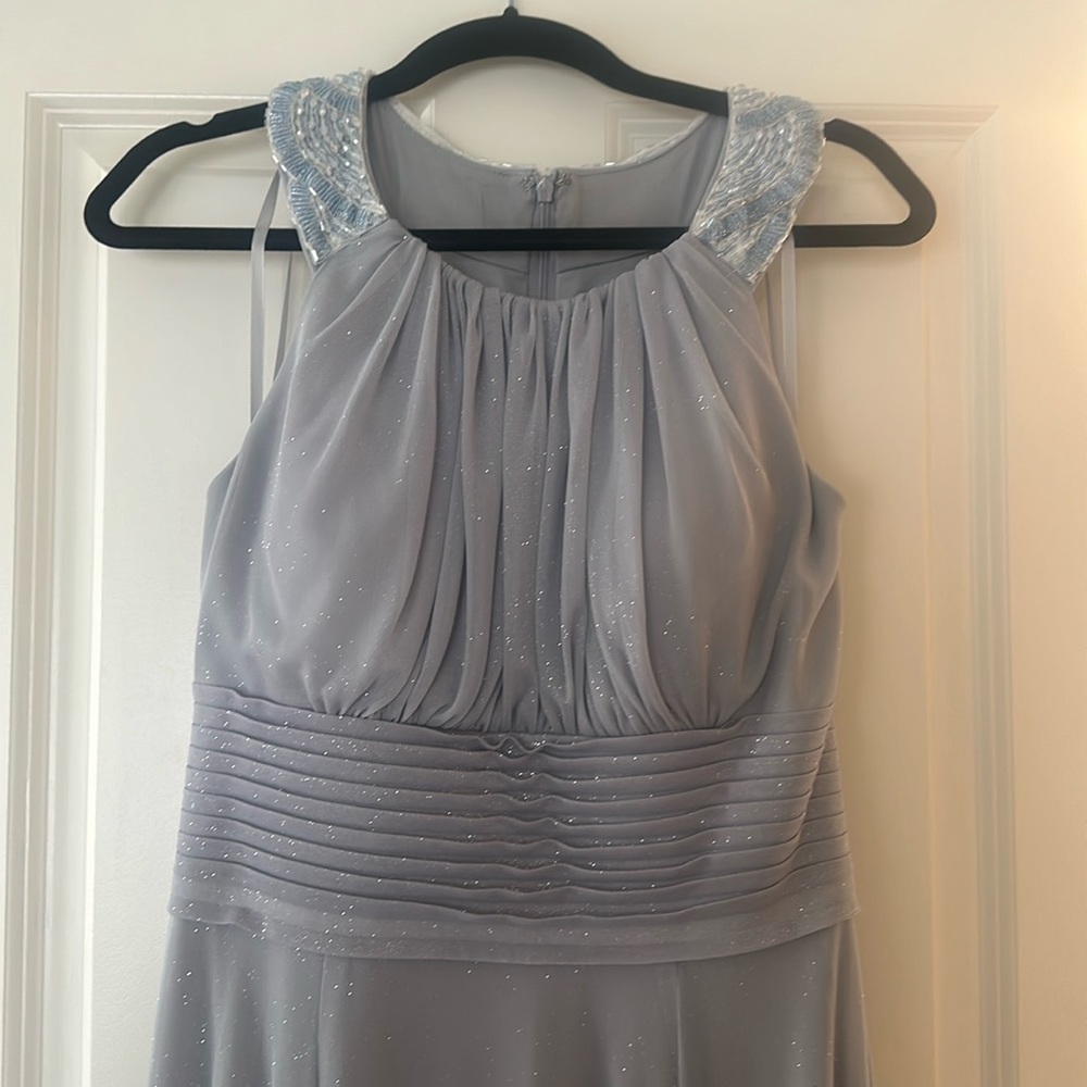 Beautiful, comfortable light gray gown in excellent condition.
